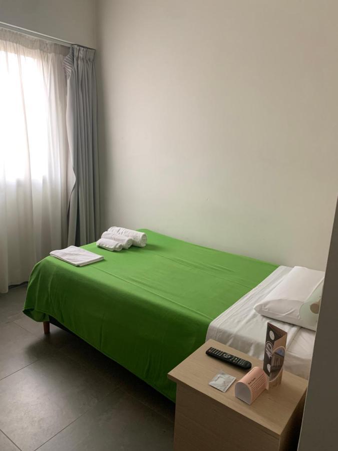 Palazzo 41 Rental Rooms San Pietro Vernotico Exterior foto